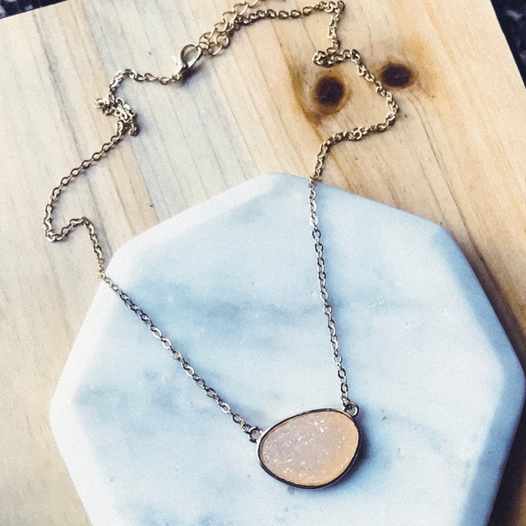 Tayzani Jewelry - 18K Gold & Nude Champagne Druzy Stone Necklace